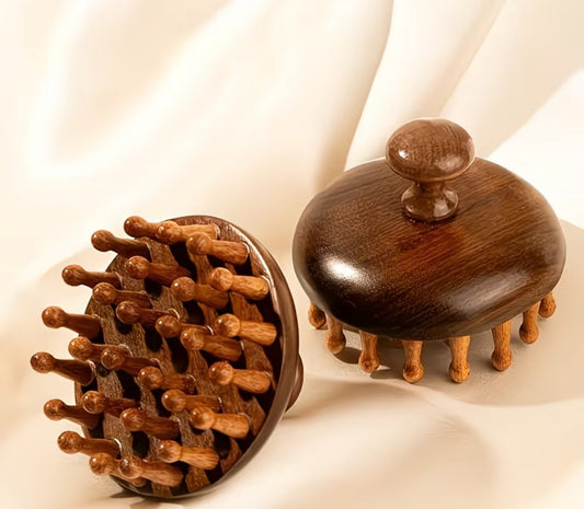SANDALWOOD ROUND MASSAGE COMB